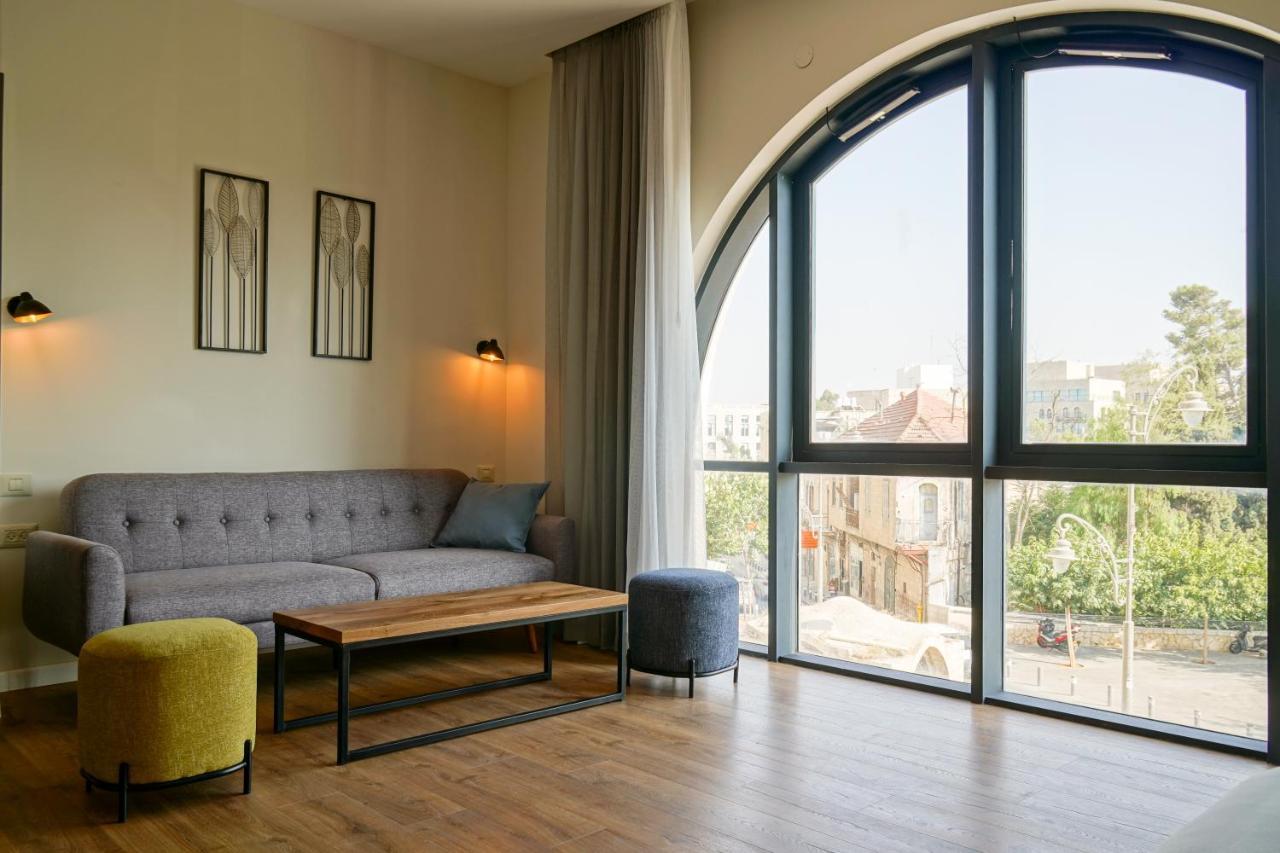 Apartique Hotel Jerusalem Exterior photo